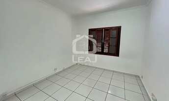 Imagem 6: Casa de 160 m², com 3 dormitórios, cozinha planejada, sala e garagem, para locação por R