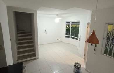 Imagem 3: Casa de condomínio para aluguel possui 143 metros quadrados com 4 quartos