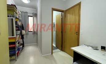 Imagem 6: Sobrado para venda tem 240 metros quadrados com 3 quartos