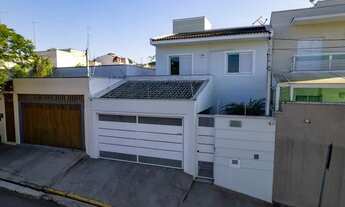 Imagem: Lindo sobrado com 3 quartos 1 suíte - Jd