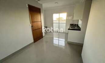 Imagem 2: Apartamento para alugar, 2 quartos, 1 suíte, 1 vaga, Umuarama - Uberlândia/MG - R$ 3.300,0