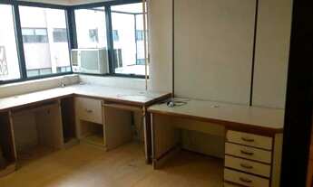 Imagem 6: Sala com 69m2 privativos, andar alto, semi-mobiliada, 1 VG, Centro, Florianópolis, SC