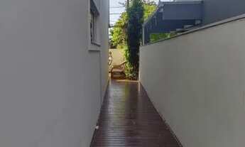 Imagem 6: Casa para venda com 140 metros quadrados com 5 quartos