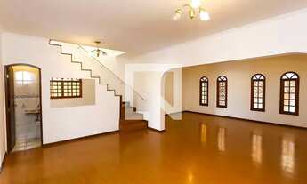 Imagem 6: Casa para Aluguel - Chácara Agrindus, 3 Quartos, 302 m2