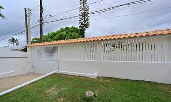 Imagem 3: Casa para Venda em Peruíbe, Balneário Arpoador, 4 dormitórios, 2 banheiros, 4 vagas