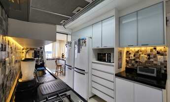 Imagem 14: Apartamento andar alto, com 3 suítes em 134m² com 2 vagas de garagem em Patamares