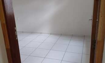 Imagem 4: Casa para aluguel 1 dormitório, sala, cozinha, banheiro e garagem