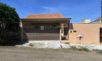 Imagem: 2 Casas Independentes em Ótimo Terreno