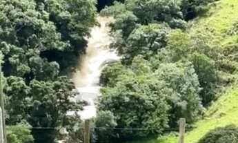 Imagem: Terreno 8 mil m2 vista para cachoeira