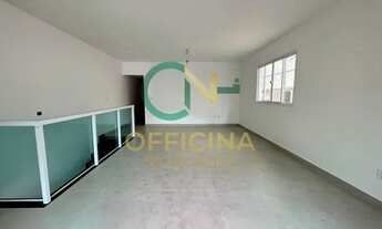 Imagem: Excelente casa sobreposta alta isolada