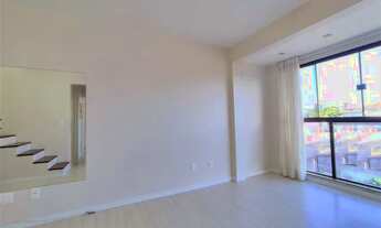 Imagem 5: Cobertura para venda possui 107 metros quadrados com 2 quartos em Estreito - Florianópolis