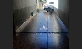Imagem 2: Casa com 3 dormitórios à venda por R$ 330.000 - Jardim das Palmeiras - Uberlândia/MG