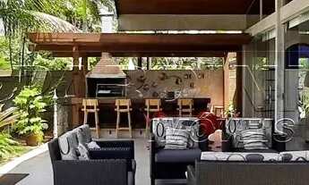 Imagem 5: Casa de temporada em condomínio, frente ao mar, com 6 suítes e varanda gourmet, na praia d