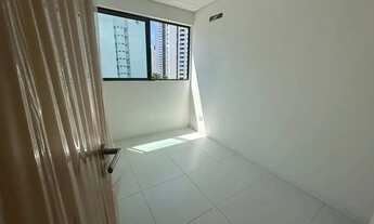 Imagem 4: Imóvel para venda possui 61 metros quadrados com 3 quartos em Boa Viagem - Recife - PE