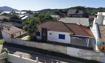 Imagem: Casa para venda com piscina próximo a Lagoa