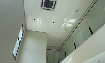 Imagem 5: E-S-P-E-T-A-C-U-L-A-R C-A-S-A N-O A-Z-U-R