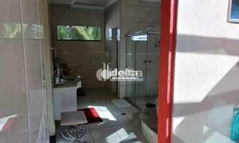 Imagem 6: Casa disponível para venda no bairro Cidade Jardim em Uberlândia MG