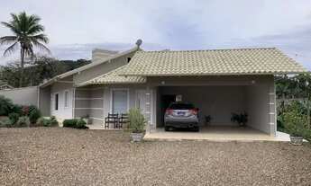 Imagem: Linda Residência com 4 dormitórios e 2