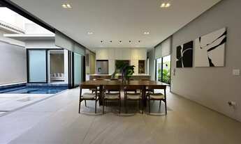 Imagem 7: Casa em Condomínio à venda no Residencial ESTORIL V, Bauru - SP. Térrea com 3 suítes, 301m