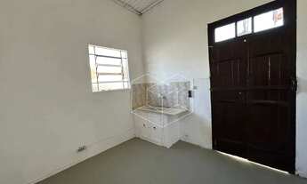 Imagem 3: Casa com 2 dormitórios para alugar, 80 m² por R$ 800,00/mês - Centro - Jaú/SP