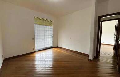 Imagem 7: Casa à venda, 4 quartos, 2 suítes, 6 vagas, Ouro Preto - Belo Horizonte/MG