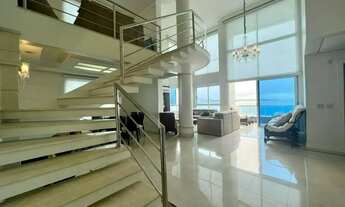 Imagem 2: Apartamento Frente Mar com Mezanino e 3 Suítes Aluguel Anual Balneário Camboriú