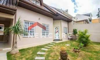 Imagem 2: Casa em Rua Leonor Ribas Pires da Rocha - Pilarzinho - Curitiba/PR