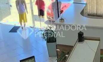 Imagem: Ponto Comercial Estratégico com Mezanino