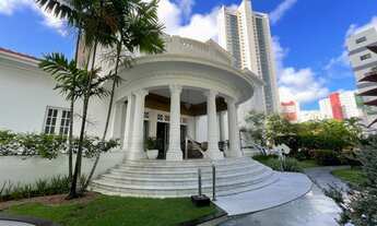 Imagem 2: Apartamento para venda com 226 metros quadrados com 4 quartos