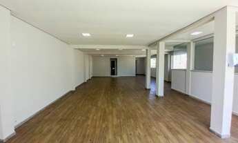 Imagem 6: Porto Alegre - Prédio Inteiro - Partenon