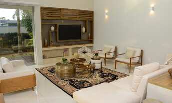 Imagem: Casa para venda tem 381 metros quadrados