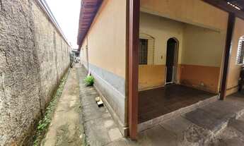 Imagem 4: CASA 2/4 - SETOR GARAVELO RES. PARK