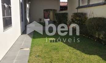 Imagem: Venda - Casa 5 Dormitórios - Bairro Lessa