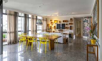 Imagem 2: Apartamento para venda possui 240 metros quadrados com 3 quartos em Cerqueira César - São