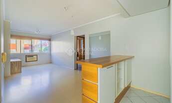 Imagem 4: Apartamento para venda possui 63 metros quadrados com 2 quartos em Santana - Porto Alegre