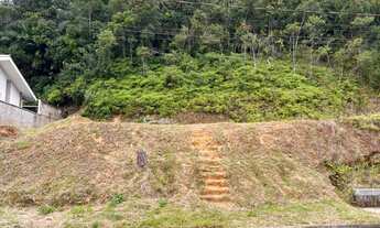 Imagem 2: Terreno no Amizade em loteamento de alto padrão.