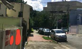 Imagem 2: Sobrado para Venda em São Paulo, Agua Branca, 5 dormitórios, 2 banheiros, 2 vagas