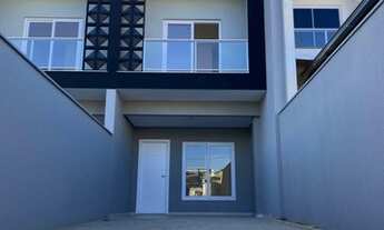 Imagem: Sobrado à venda no bairro Floresta - Joinville/SC