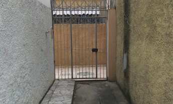 Imagem 2: Casa de vila térrea 2 quartos com dependência completa