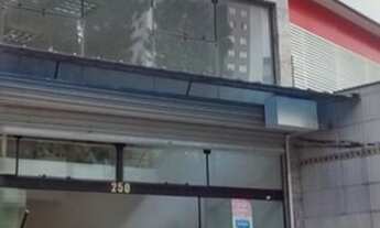 Imagem 2: Predio comercial com terreno de 8.30 x 38 com uma area contrida de 1.200m² . predio com