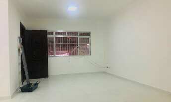 Imagem 6: Sobrado com 276 m com piscina, 3 quartos e 2 vagas