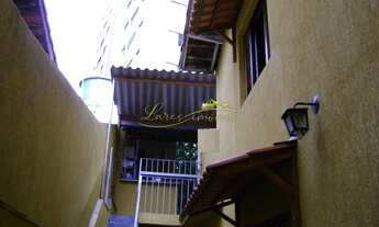 Imagem: Sobrado 3 dormitórios em rua super tranquila