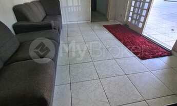 Imagem: Sobrado para venda tem 251 metros quadrados