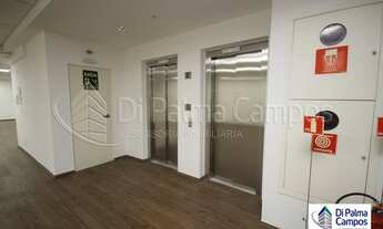 Imagem 4: Prédio comercial de 4.493 m² e 15 andares em ótimo estado