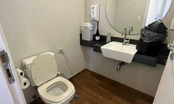 Imagem 4: Casa com piscina, edícula e espaço gourmet no Campo Grande, Santos- comércio ou residência