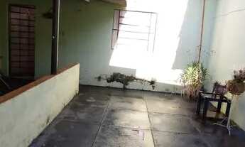 Imagem: Alugo casa no simioni