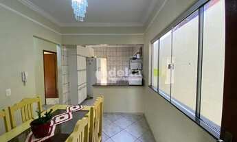 Imagem 5: Casa à venda, 3 quartos, 1 suíte, 3 vagas, Jardim Patrícia - Uberlândia/MG