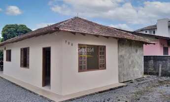 Imagem: CASA no IRIRIÚ com 3 quartos para LOCAÇÃO