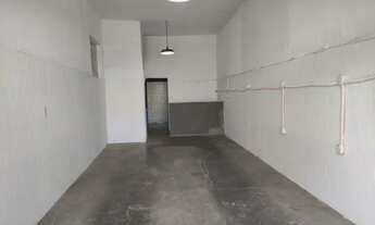 Imagem 4: LOJA DE RUA EM LOCAL MOVIMENTADO