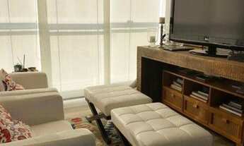 Imagem 3: Apartamento no badalado Home Design Pinheiros com 2 suítes, varanda e 2 vagas, pronto para